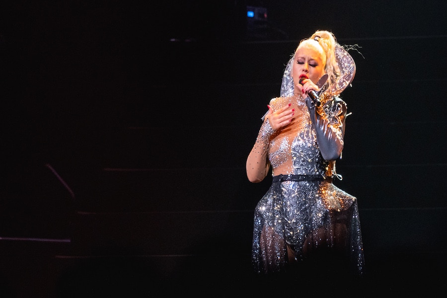 Burlesque,' With Cher and Christina Aguilera - Review - The New York Times
