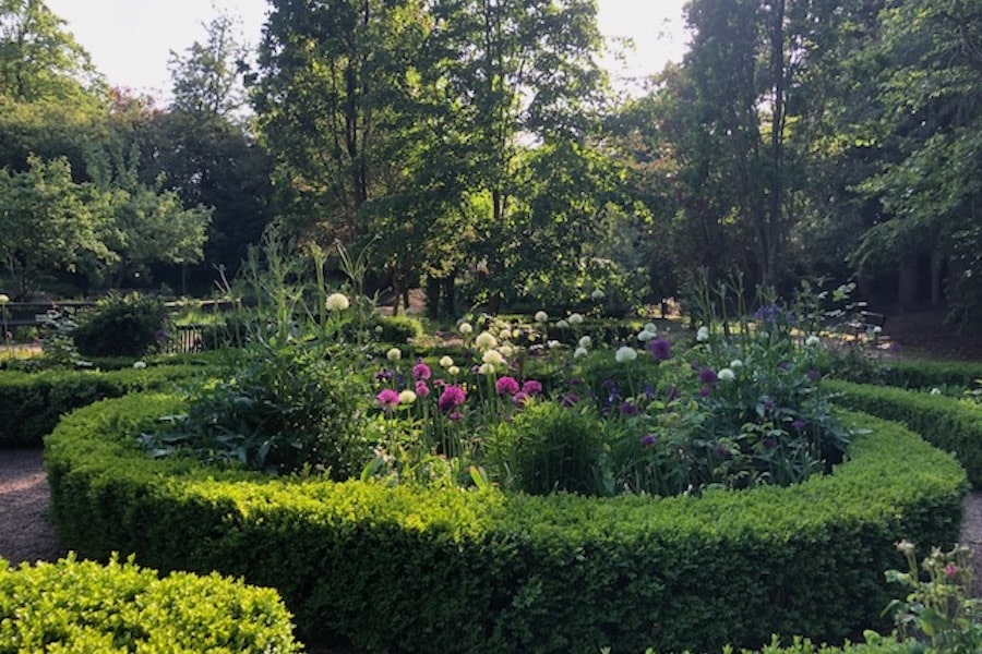 The Shakespearean Garden