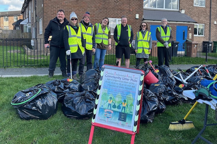 Hattersley Health Champions - Hattersley Environmental Action Team - Community Litter Pick